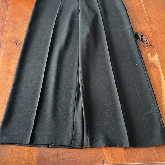 Zara Wide Leg Gaucho Cropped Pant - Picture 4 of 5